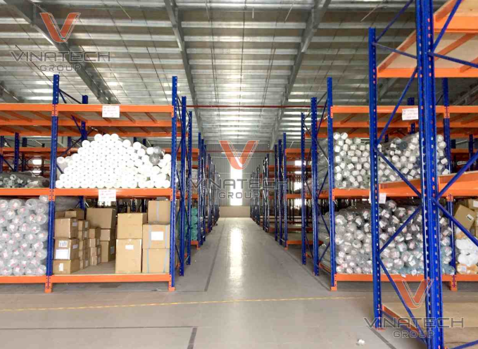 Kệ sắt kho hàng Kệ sắt kho hàng