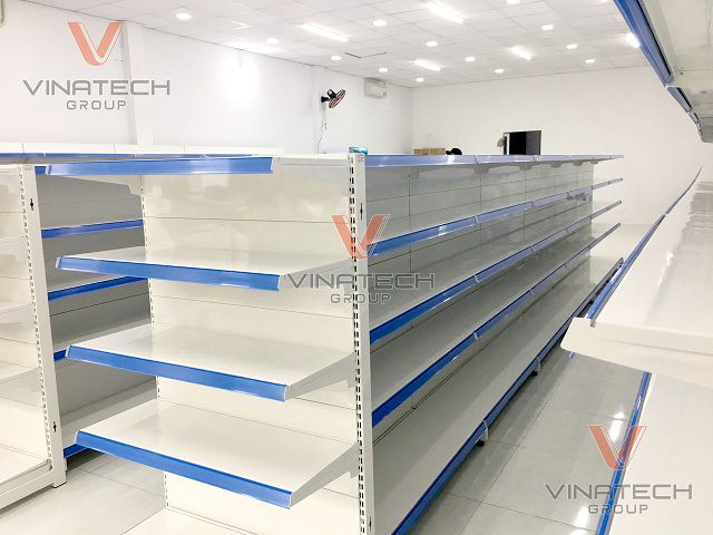 mẫu kệ bán hàng tạp hóa