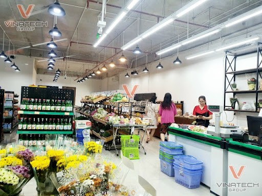 installation of supermarket shelves for wonmart 3