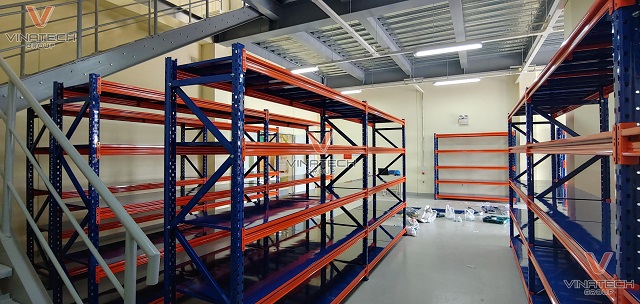 medium duty racks for hanacans company