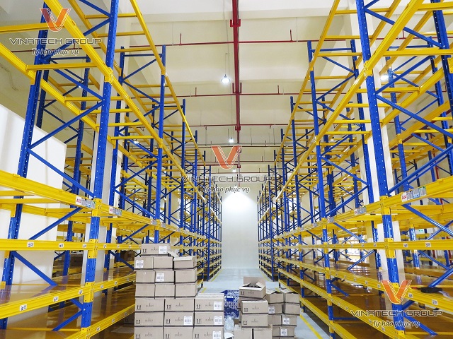 Kệ kho Logistics tại kho chế xuất Tân Thuận quận 7 TPHCM