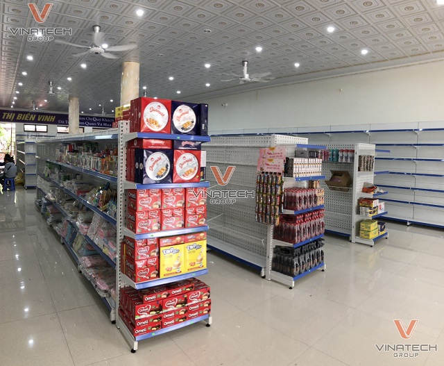 kệ siêu thị tại siêu thị Biên Vinh tỉnh Hưng Yên 4