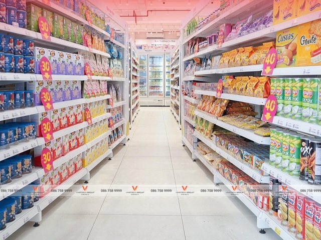 Dự án lắp đặt kệ siêu thị tại siêu thị Con Cưng tỉnh Yên Bái 5