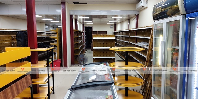 kệ siêu thị tại siêu thị Nguyên Anh Mart tỉnh Hòa Bình 6