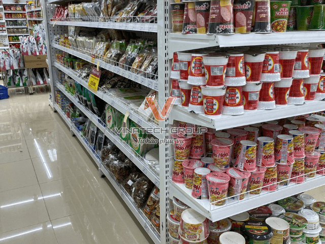 kệ siêu thị tại siêu thị Easy Mart TP Hà Nội 4