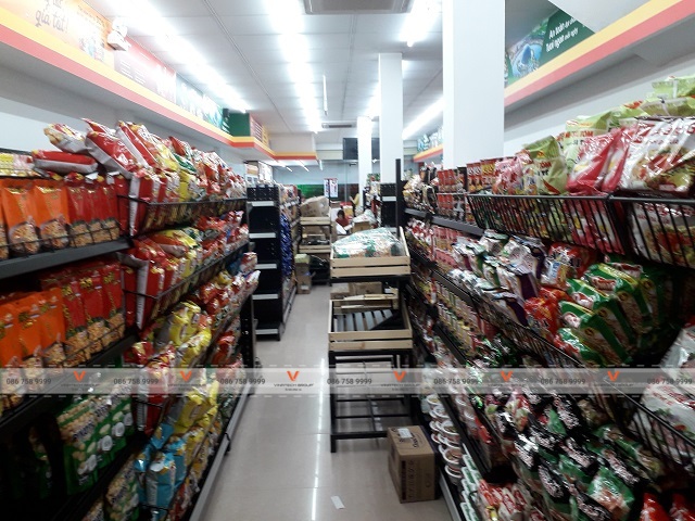 kệ siêu thị tại siêu thị Winmart+ tỉnh Thái Nguyên 4