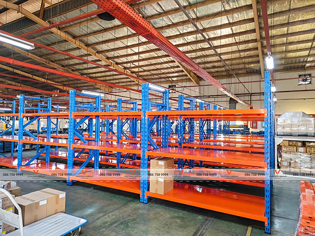 Mua kệ trung tải tại TP.HCM uy tín, bảo hành 5 năm