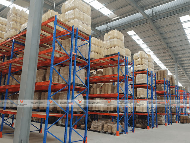 Kệ kho hàng tại công ty Ngọc Sơn huyện Quan Sơn tỉnh Thanh Hóa 6