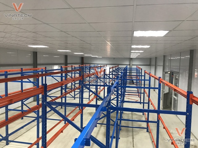 kệ kho hàng tại KCN Phong Thu huyện Phong Điền tỉnh Thừa Thiên Huế 1