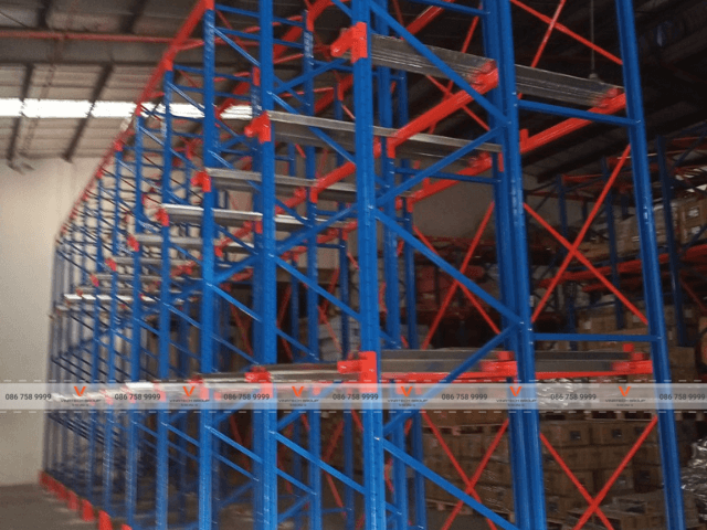 kệ kho hàng tại KCN Vĩnh Lộc huyện Bến Lức tỉnh Long An 3