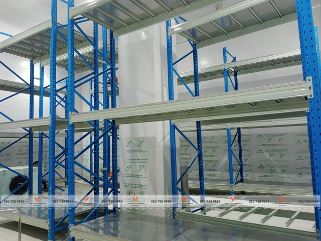 kệ kho hàng tại khu công nghệ cao Láng Hoà Lạc TP Hà Nội 1