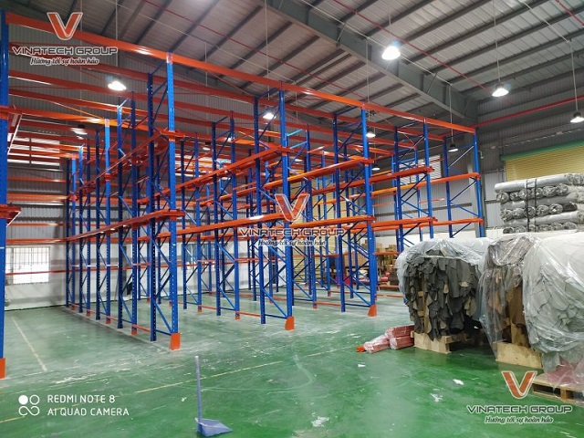 vinatech hoàn thiện kệ kho hàng tải trọng nặng 3