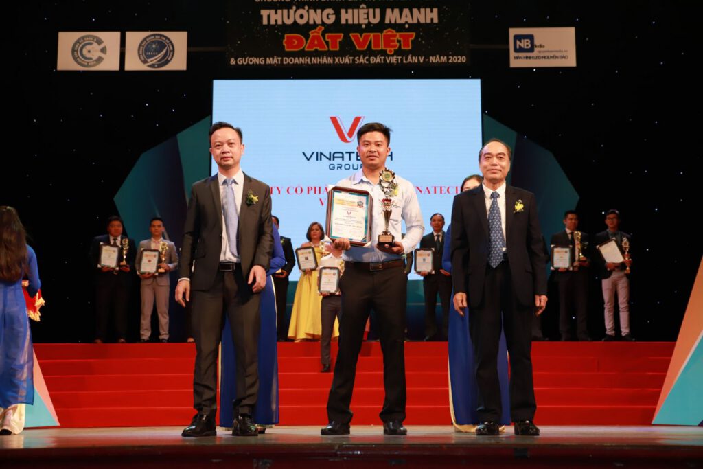 Vinatech Group đạt Top 10 thương hiệu mạnh đất Việt 2020