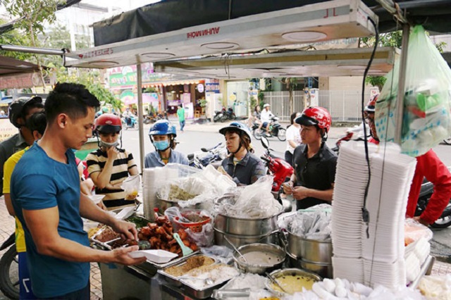 Thuê Kiot ở chợ nên bán gì? Nhà gần chợ kinh doanh gì lãi to