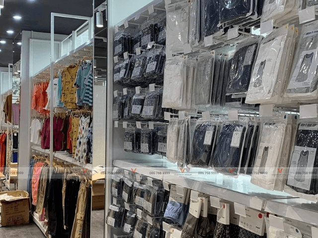 kệ siêu thị tại Tokyolife Vũ Trọng Phụng TP Hà Nội 6