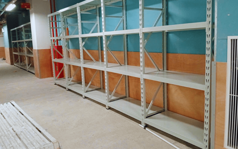 Medium-duty racking