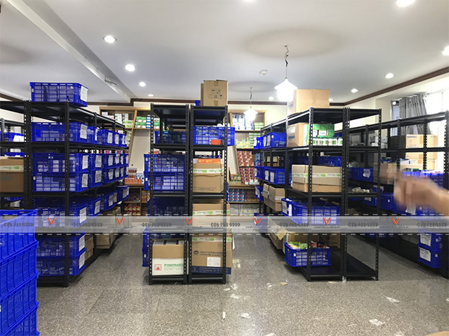 load-bearing iron shelves