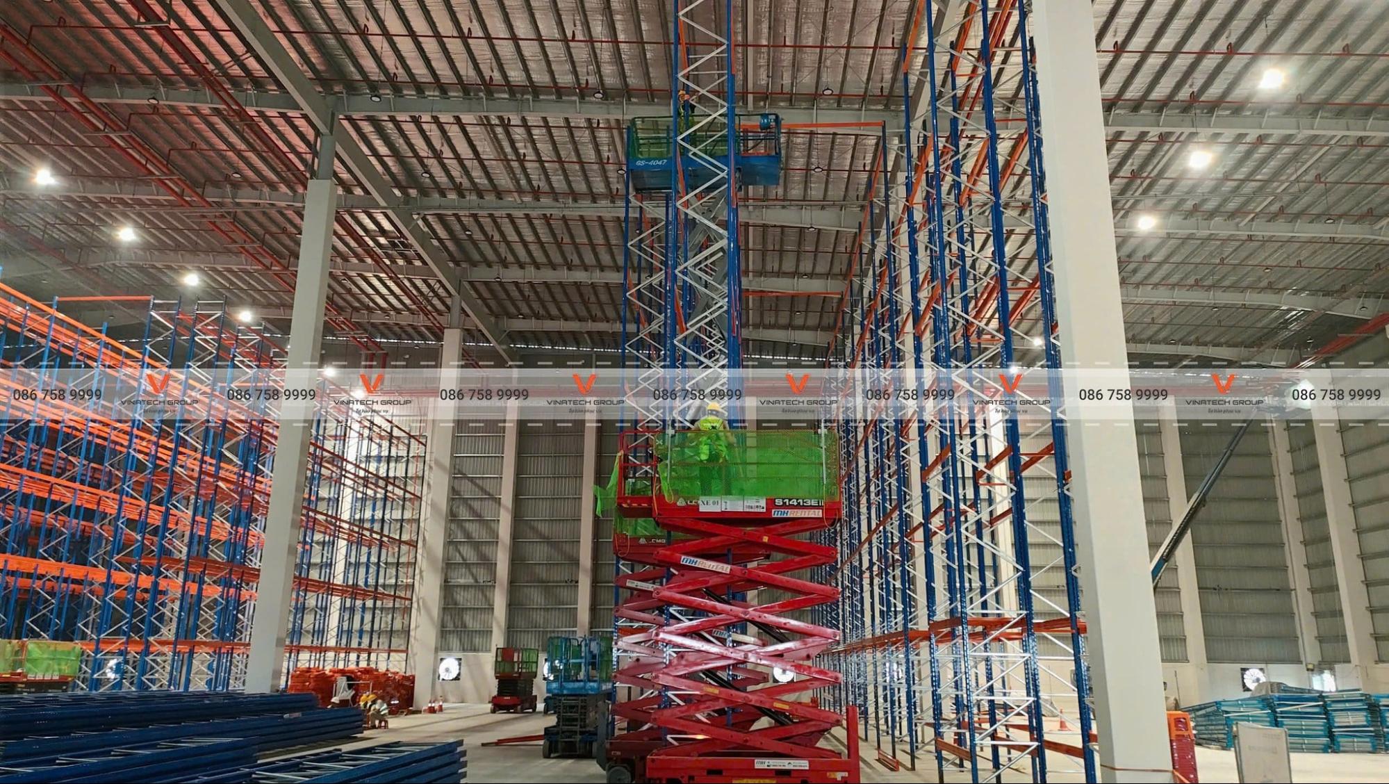 thiết kế kho chứa hàng 